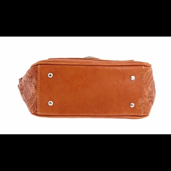 American West Leather Crossbody Handbag - Picture 3 of 6